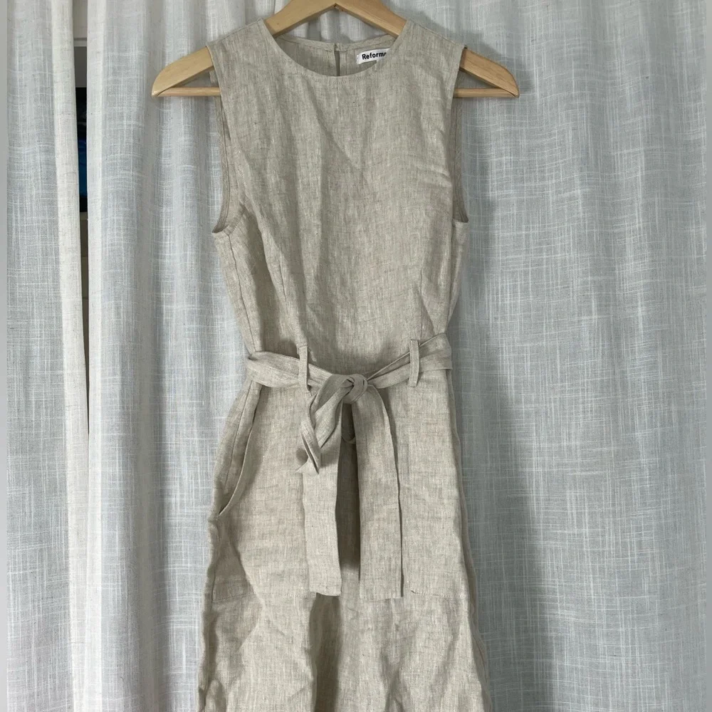 Reformation 100% linen Naomi jumpsuit in natural size 2